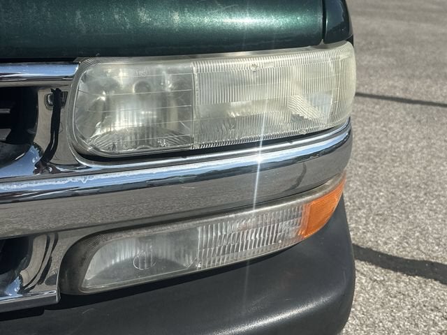 2001 Chevrolet Suburban LS