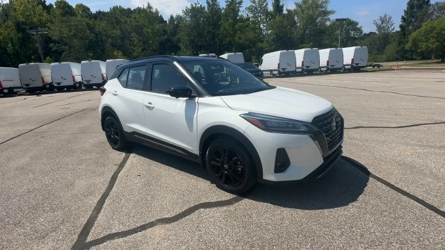 2022 Nissan Kicks SR Xtronic CVT