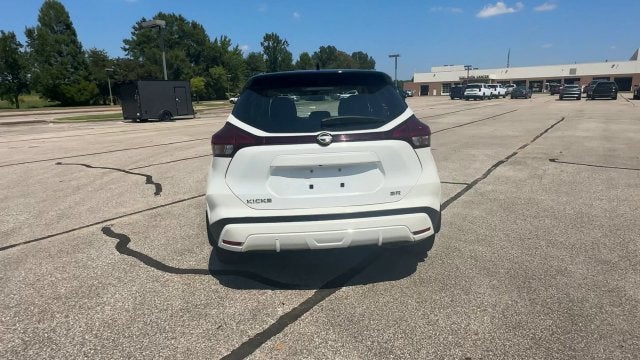 2022 Nissan Kicks SR Xtronic CVT