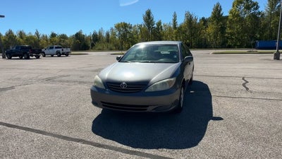 2004 Toyota Camry LE