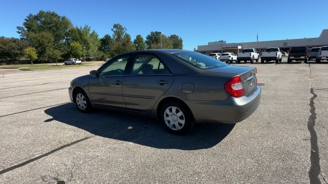 2004 Toyota Camry LE