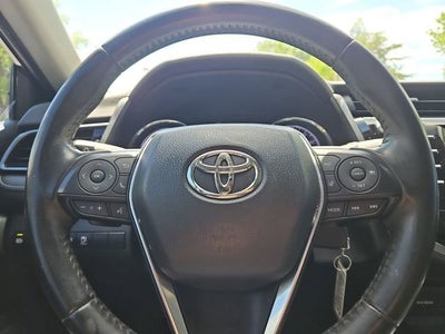 2020 Toyota Camry SE
