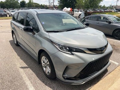 2023 Toyota Sienna XSE