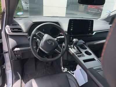 2023 Toyota Sienna XSE