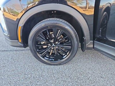 2022 Mitsubishi Eclipse Cross LE
