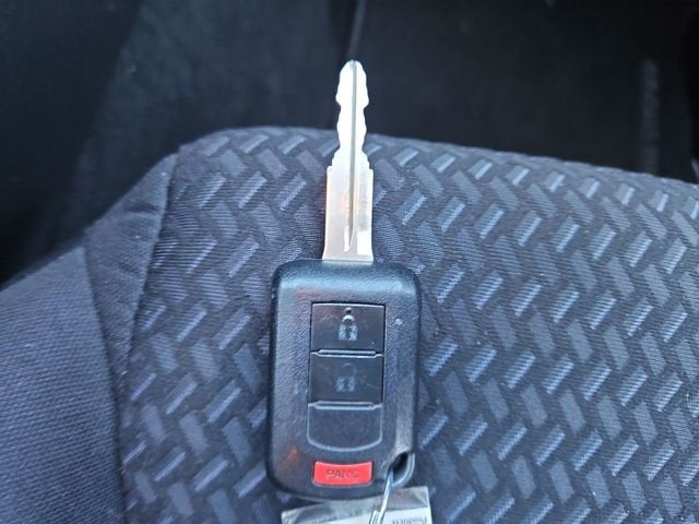 2022 Mitsubishi Eclipse Cross LE