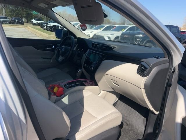 2022 Nissan Rogue Sport SL AWD Xtronic CVT