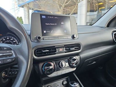 2022 Hyundai Kona SE