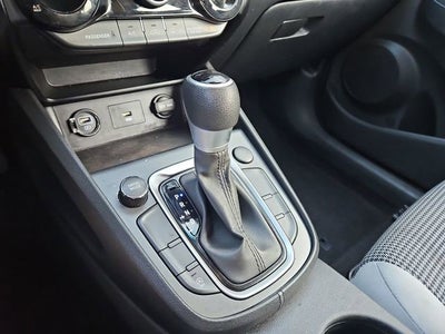 2022 Hyundai Kona SE