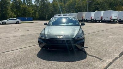 2025 Hyundai Elantra SEL Sport
