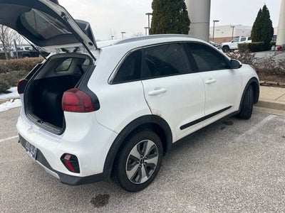 2022 Kia Niro LX